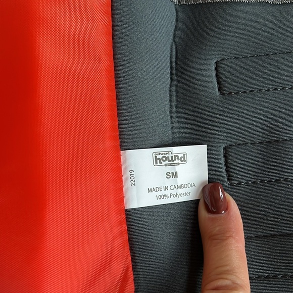 NWOT Small Outward Hound dog life vest tags removed but never tried on - Picture 7 of 7